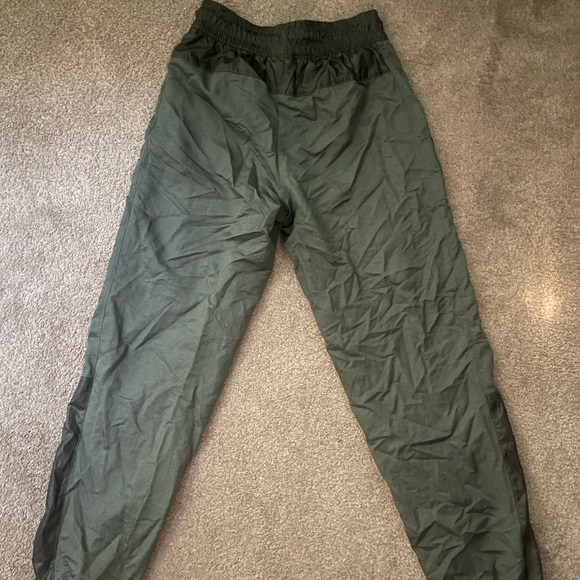 Nike Women’s Dry Fit Joggers xS - Picture 2 of 3